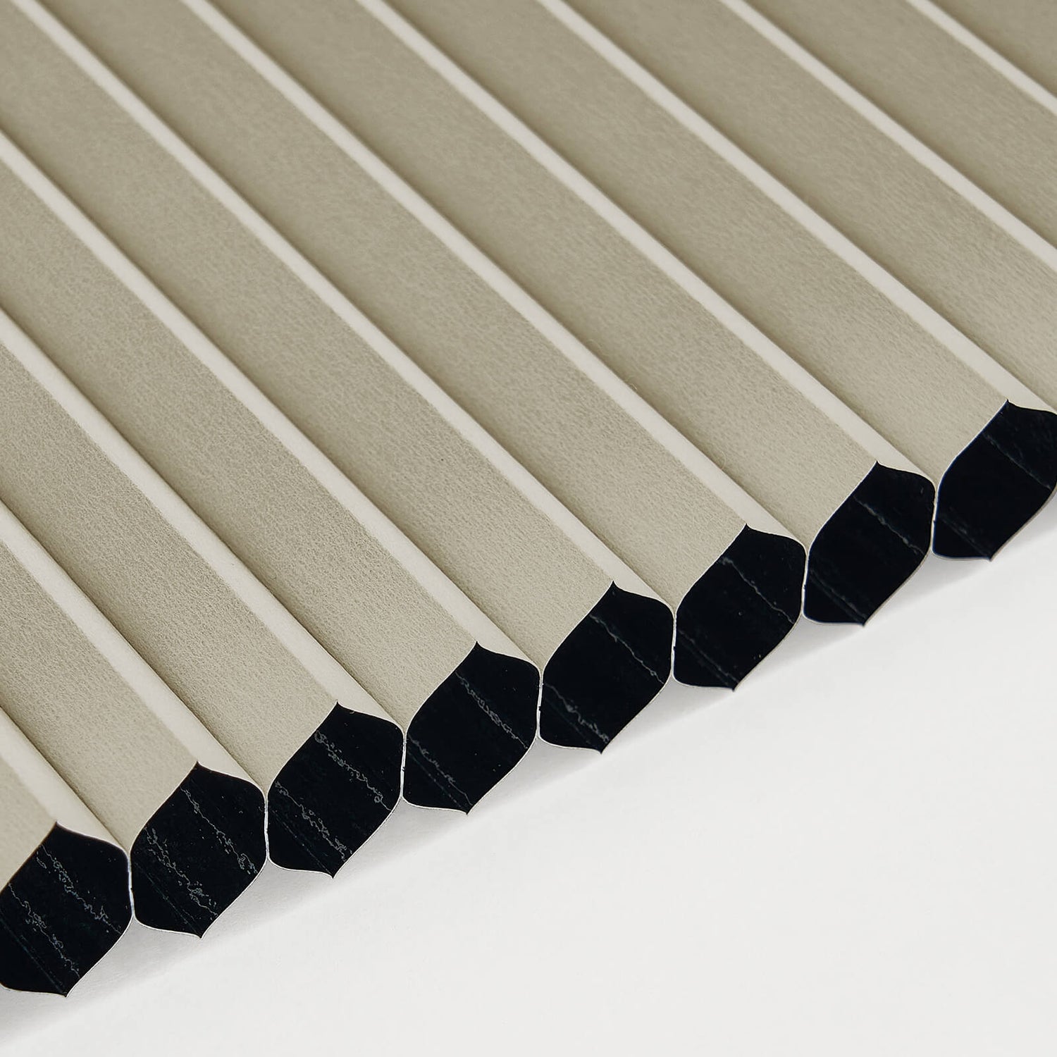 Beige-B005-9098