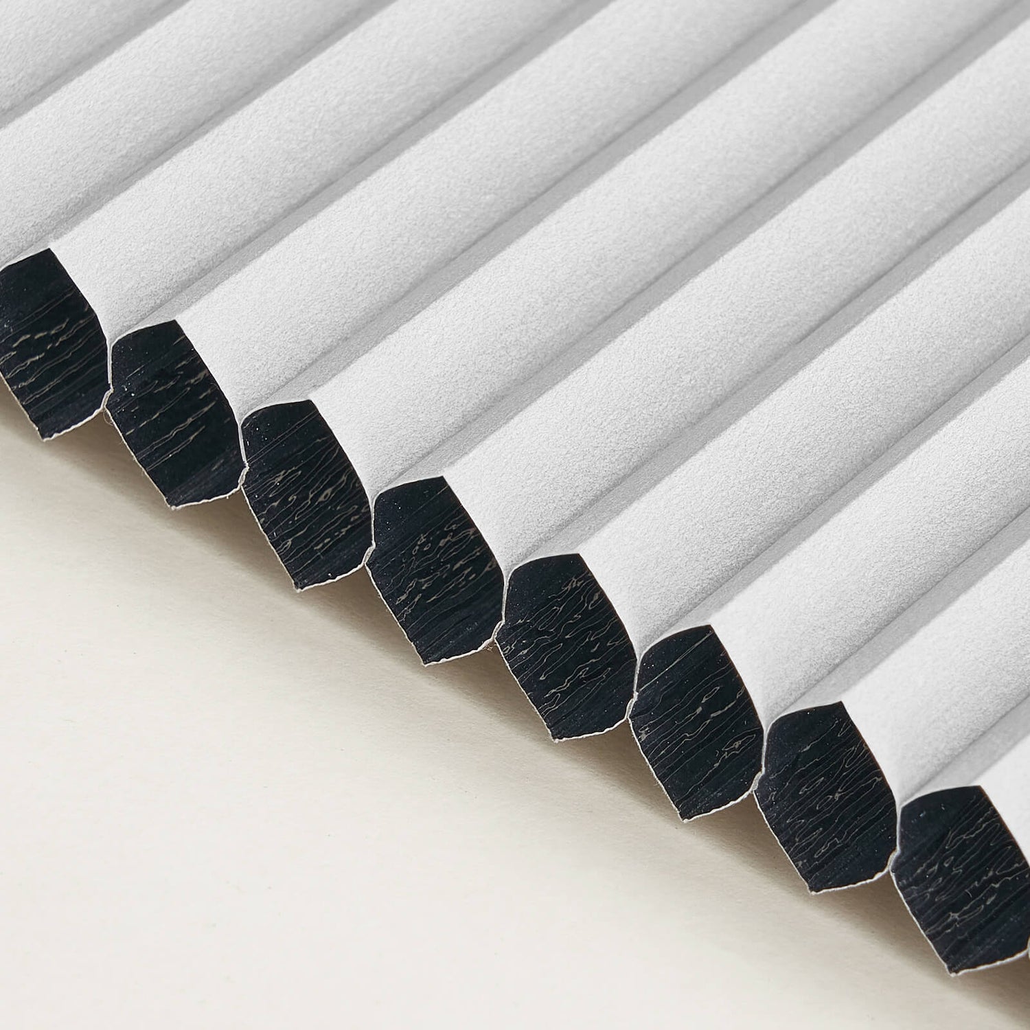 WhiteSmoke065-ca-1