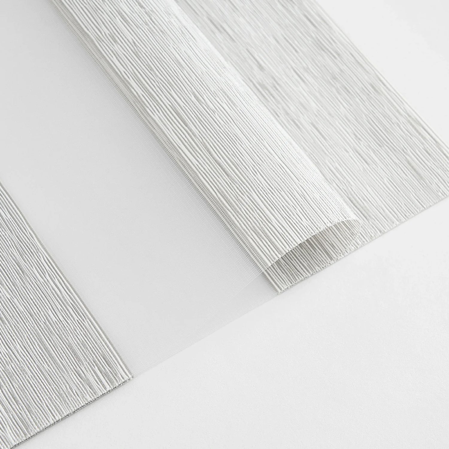 White-G31-001-4613